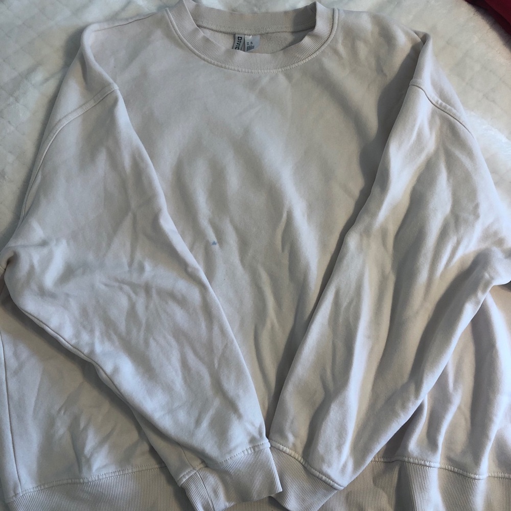 Oversized crewneck sweatshirt